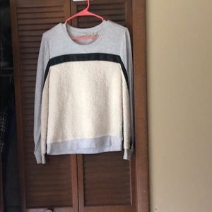 Pullover sweatshirt